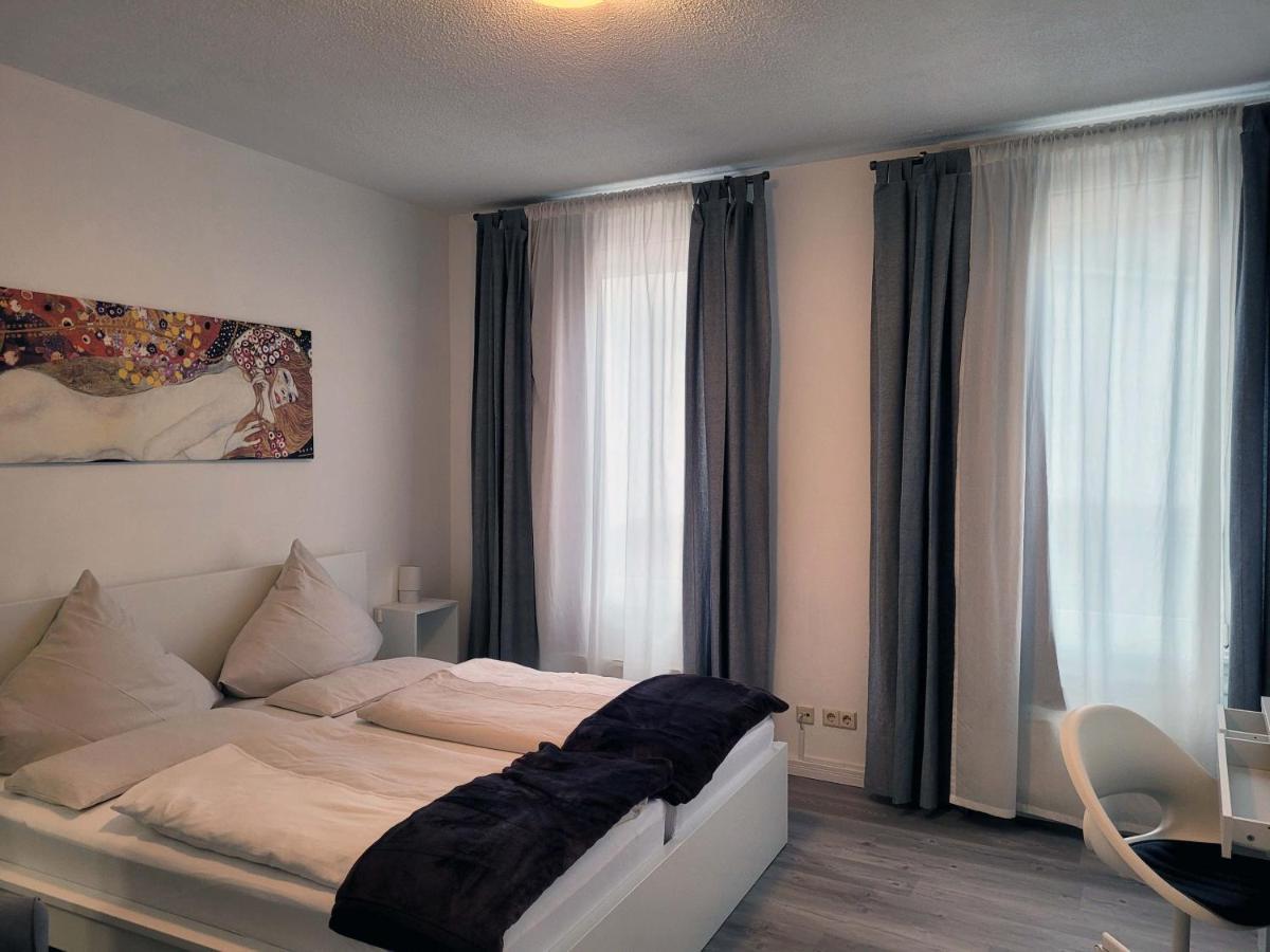 Hotel Restaurant Adria Kroatien บัดเอมส์ ภายนอก รูปภาพ