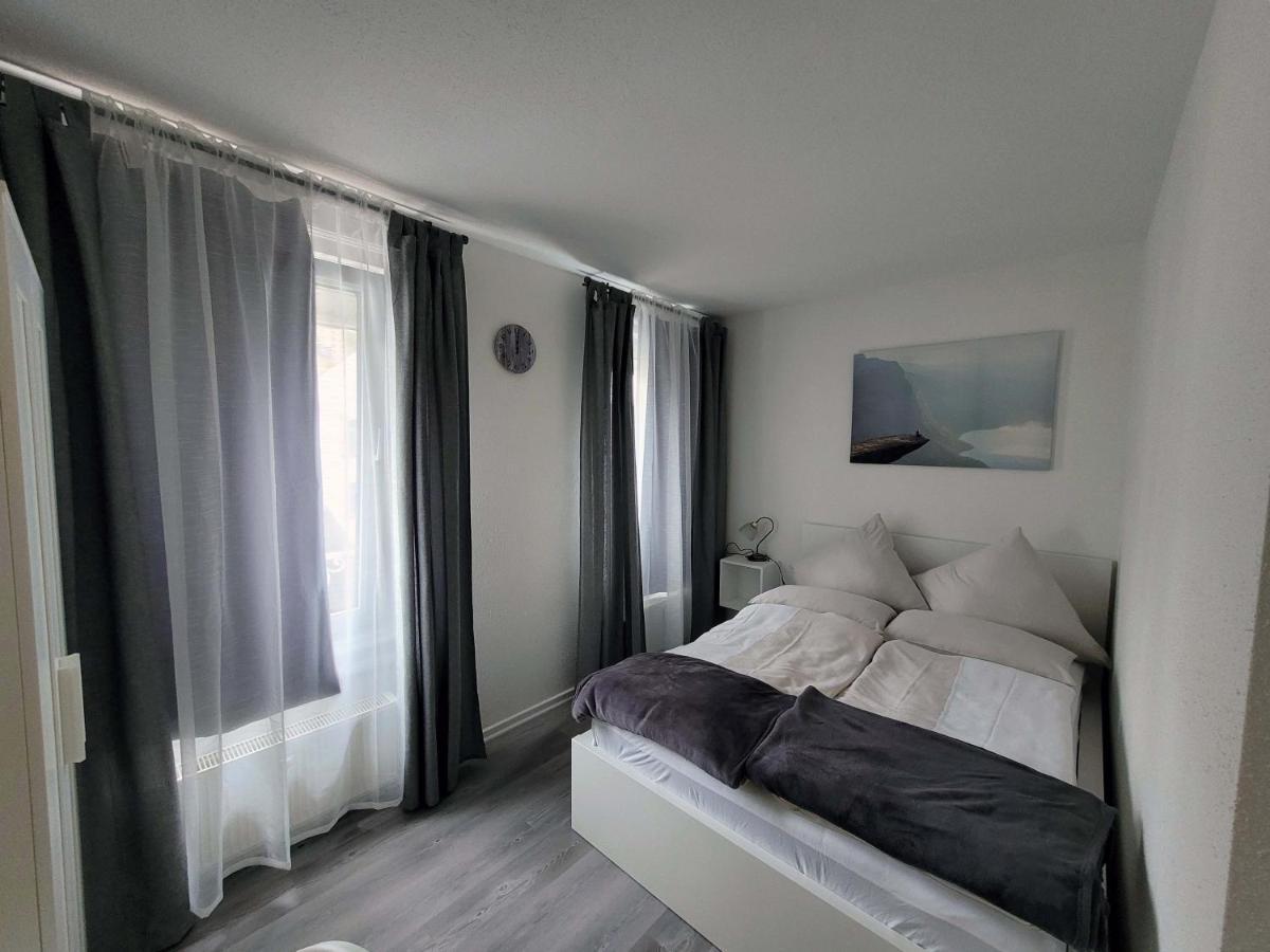 Hotel Restaurant Adria Kroatien บัดเอมส์ ภายนอก รูปภาพ
